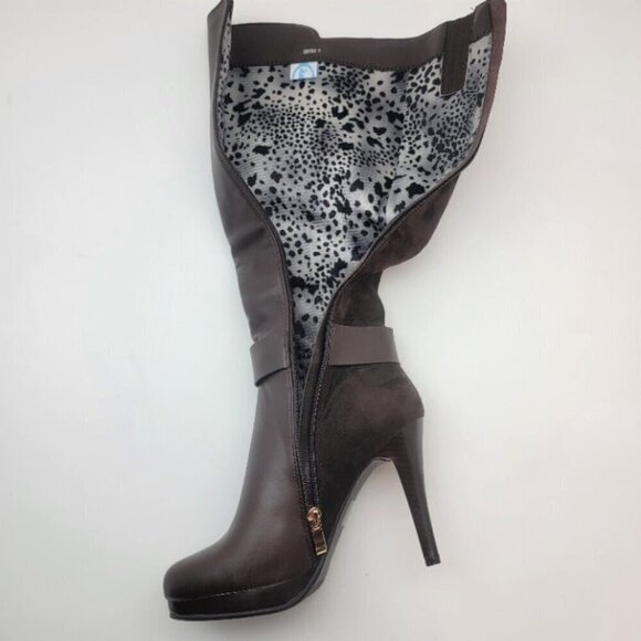 Tall high heel brown boots with side zipper and deco buckle - Picture 5 of 6